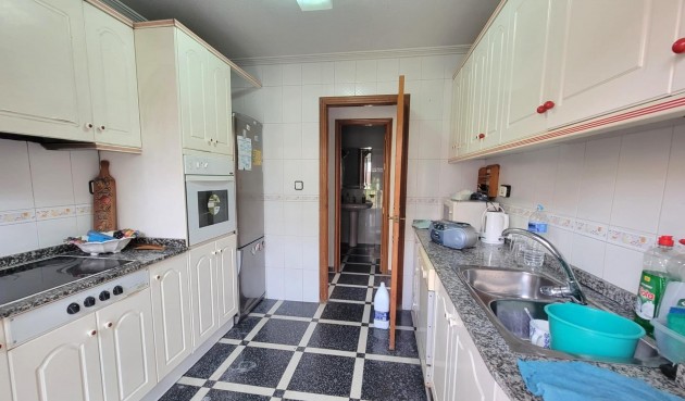 Resale - Apartment -
Torrevieja - Centro