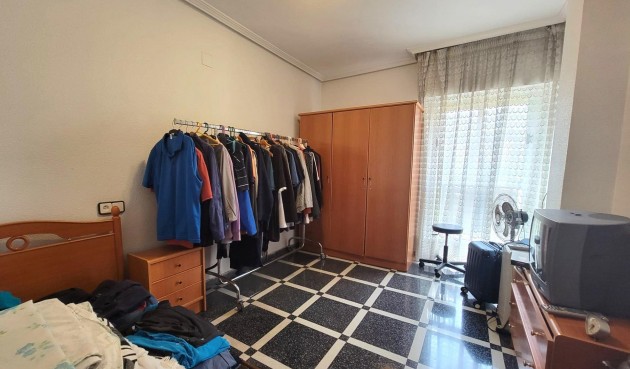 Resale - Apartment -
Torrevieja - Centro