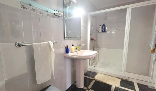 Resale - Apartment -
Torrevieja - Centro