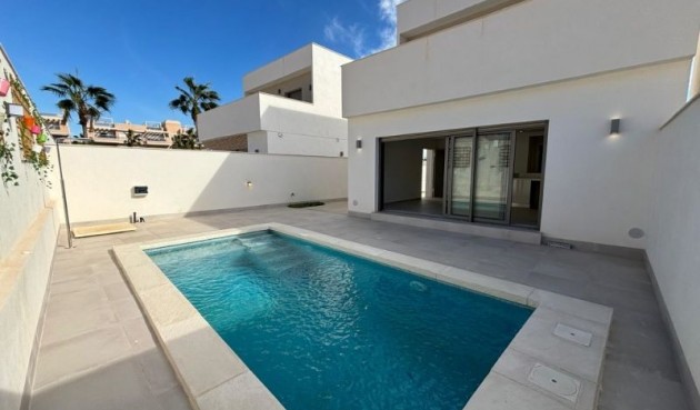 Resale - Villa -
Orihuela Costa - Costa Blanca
