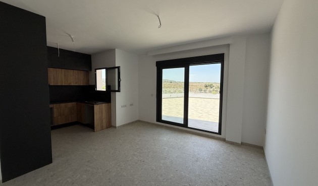 Brukt - Toppleilighet -
San Miguel de Salinas - Inland