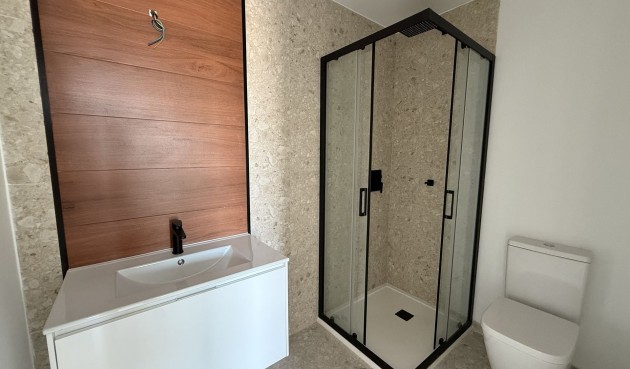 Brukt - Toppleilighet -
San Miguel de Salinas - Inland