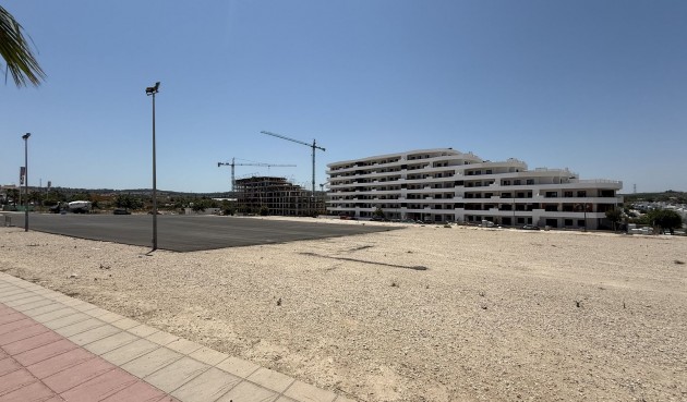 Brukt - Toppleilighet -
San Miguel de Salinas - Inland