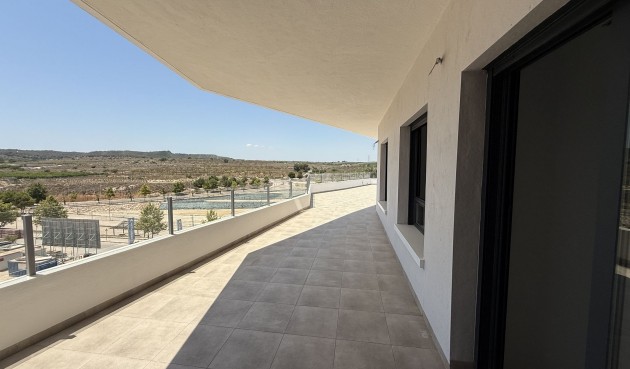 Brukt - Toppleilighet -
San Miguel de Salinas - Inland