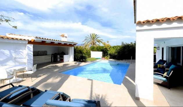 Resale - Villa -
Albir - Costa Blanca