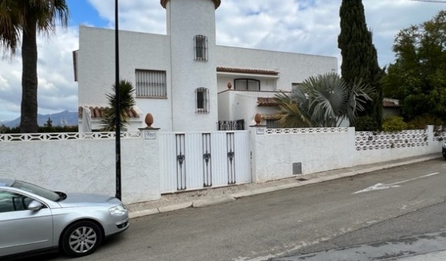 Resale - Villa -
Albir - Costa Blanca