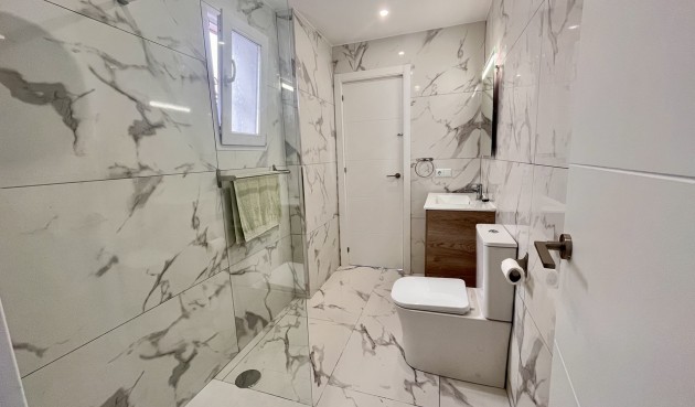 Brukt - Apartment -
Villamartin - Costa Blanca