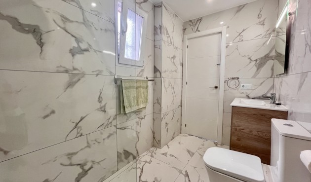 Brukt - Apartment -
Villamartin - Costa Blanca