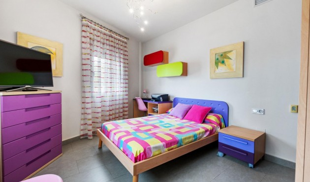 Brukt - Villa -
Rojales