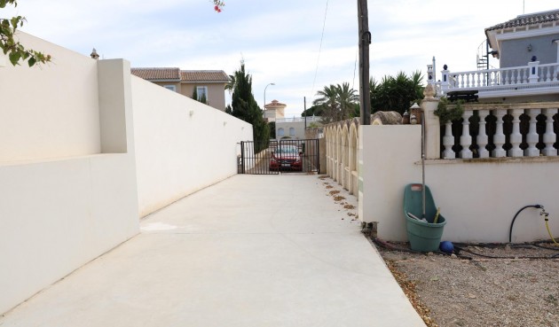 Brukt - Villa -
Ciudad Quesada - Costa Blanca Sur