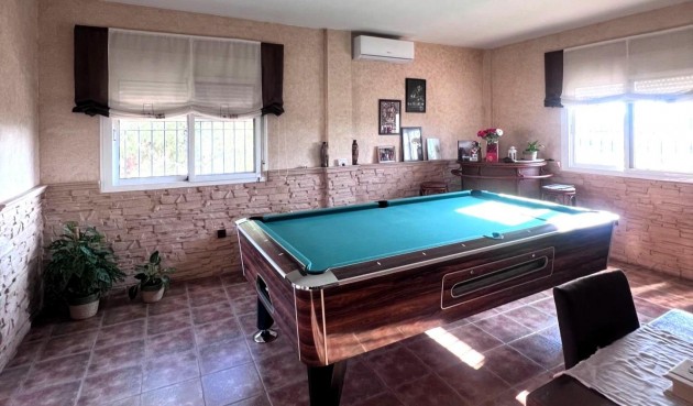 Återförsäljning - Villa -
Orihuela - Desamparados-hurchillo-torremendo