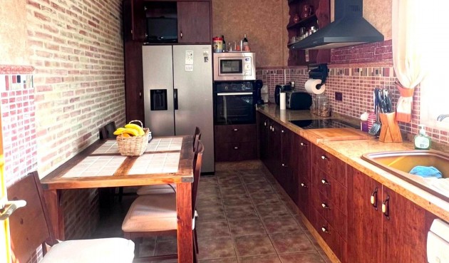 Återförsäljning - Villa -
Orihuela - Desamparados-hurchillo-torremendo