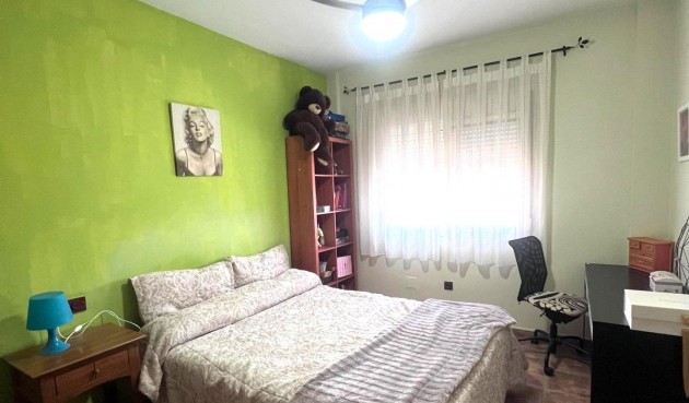 Återförsäljning - Villa -
Orihuela - Desamparados-hurchillo-torremendo