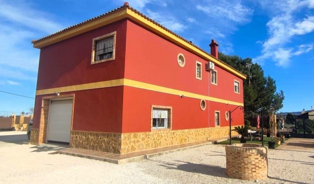 Återförsäljning - Villa -
Orihuela - Desamparados-hurchillo-torremendo