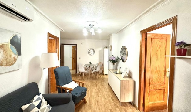 Reventa - Apartment -
Torrevieja - Acequion