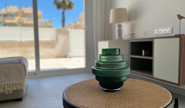 Brukt - Apartment -
Torrevieja - aguas nuevas