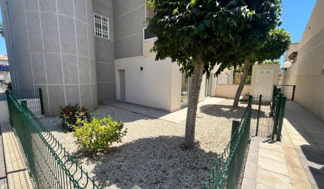 Brukt - Apartment -
Torrevieja - aguas nuevas