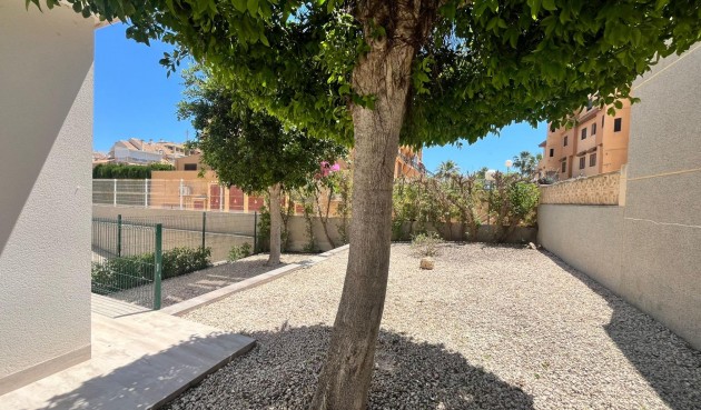 Brukt - Apartment -
Torrevieja - aguas nuevas