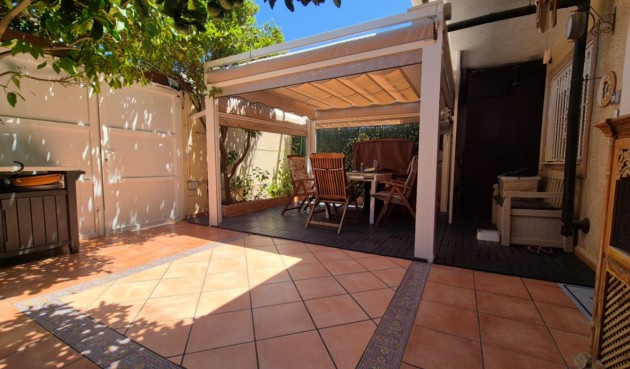 Brukt - Town House -
Torrevieja - Costa Blanca