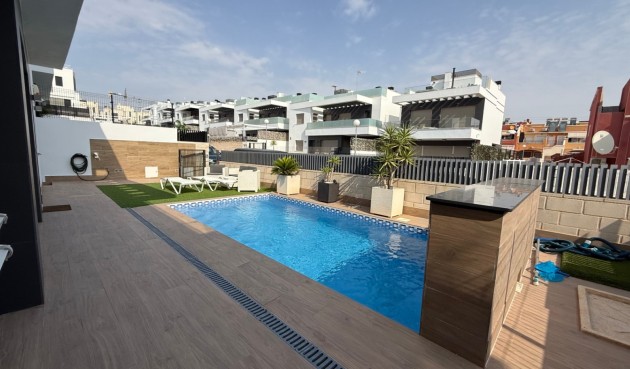 Resale - Villa -
Orihuela - Inland