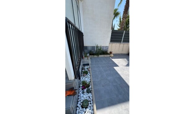 Resale - Semi Detached -
Torrevieja - Costa Blanca