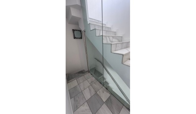 Resale - Semi Detached -
Torrevieja - Costa Blanca