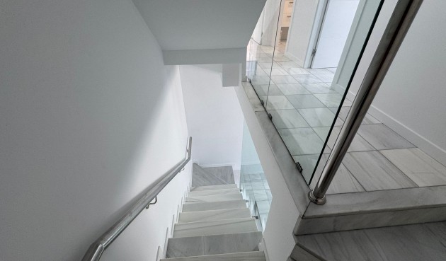 Resale - Semi Detached -
Torrevieja - Costa Blanca