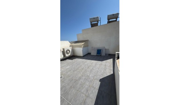 Resale - Semi Detached -
Torrevieja - Costa Blanca