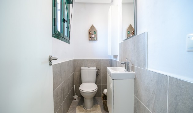 Brukt - Villa -
Torrevieja - Costa Blanca