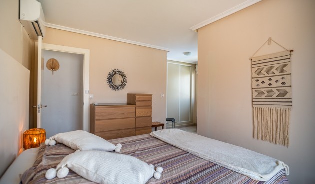 Brukt - Villa -
Torrevieja - Costa Blanca