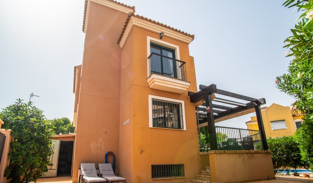 Brukt - Villa -
Torrevieja - Costa Blanca
