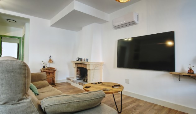 Återförsäljning - Semi Detached -
Orihuela Costa - Costa Blanca