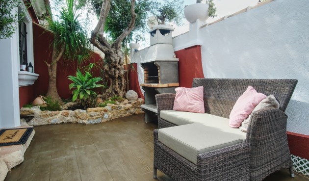 Återförsäljning - Semi Detached -
Orihuela Costa - Costa Blanca