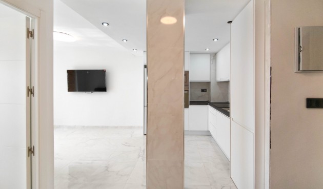 Resale - Apartment -
Torrevieja - Costa Blanca