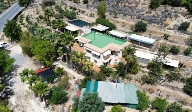Resale - Villa -
La Nucía - Costa Blanca