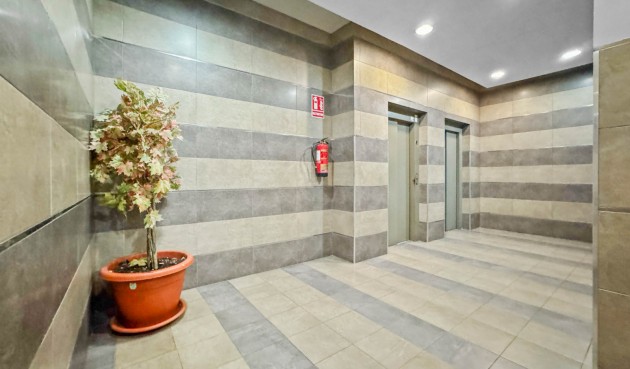 Återförsäljning - Apartment -
Torrevieja - Costa Blanca