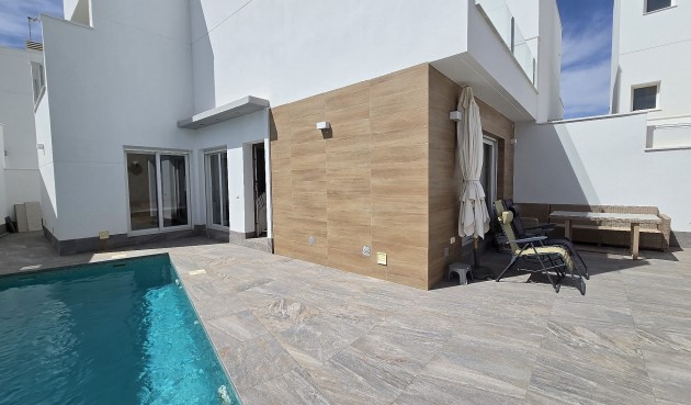 Brukt - Villa -
San Pedro del Pinatar - Costa Calida