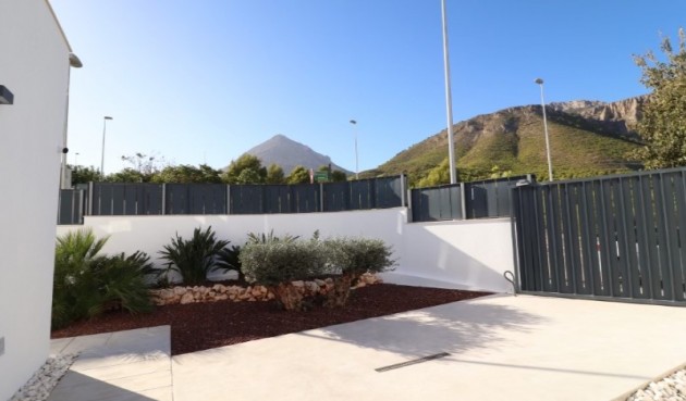 Reventa - Villa -
Polop - Costa Blanca