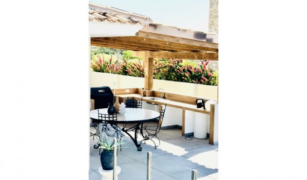 Resale - Villa -
Alfas del Pí - Costa Blanca