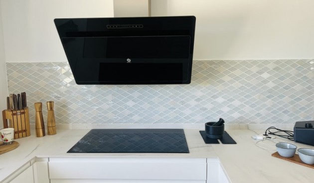 Resale - Villa -
Alfas del Pí - Costa Blanca