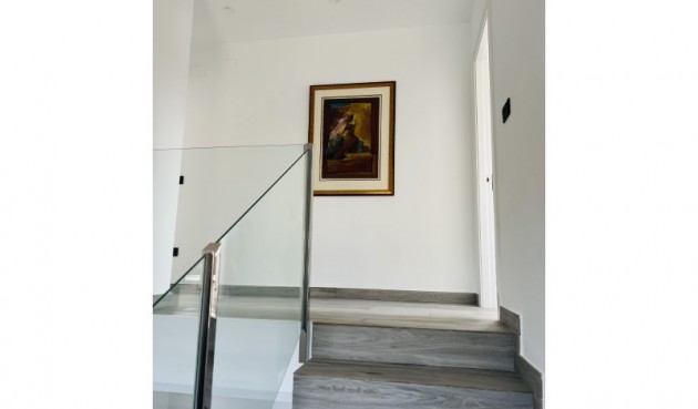 Resale - Villa -
Alfas del Pí - Costa Blanca