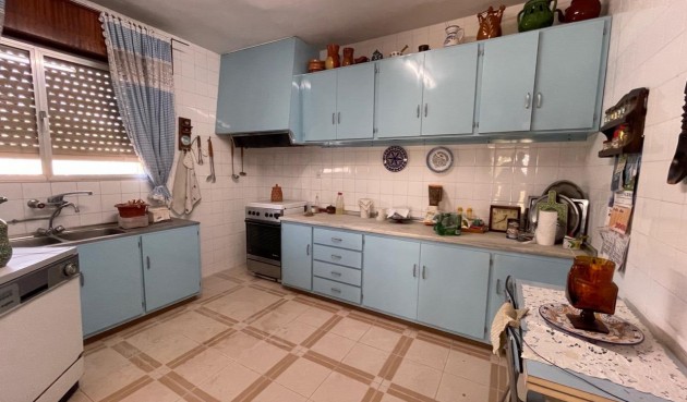 Återförsäljning - Villa -
Benidorm - Salto Del Agua