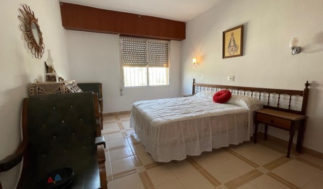 Återförsäljning - Villa -
Benidorm - Salto Del Agua