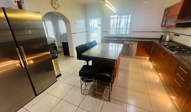 Resale - Villa -
Gea Y Truyols - Inland