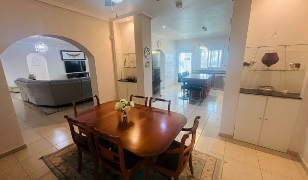 Resale - Villa -
Gea Y Truyols - Inland