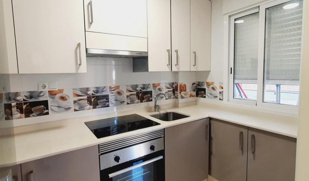 Brukt - Apartment -
Torrevieja - Centro