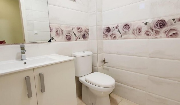 Brukt - Apartment -
Torrevieja - Centro