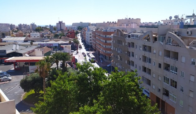 Återförsäljning - Apartment -
Torrevieja