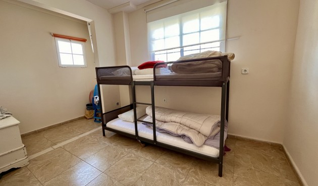 Resale - Villa -
La Zenia - Costa Blanca