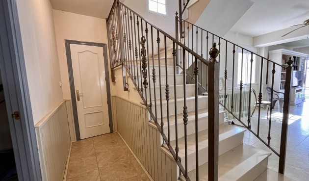 Resale - Villa -
La Zenia - Costa Blanca